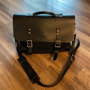 Thrux Lawrence Dispatch Brief Messenger Bag